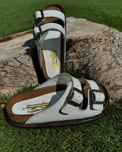 Botas Hasta La Muerte white chrome tanned leather huaraches with cork footbed and Vibram sole handcrafted in León Mexico.