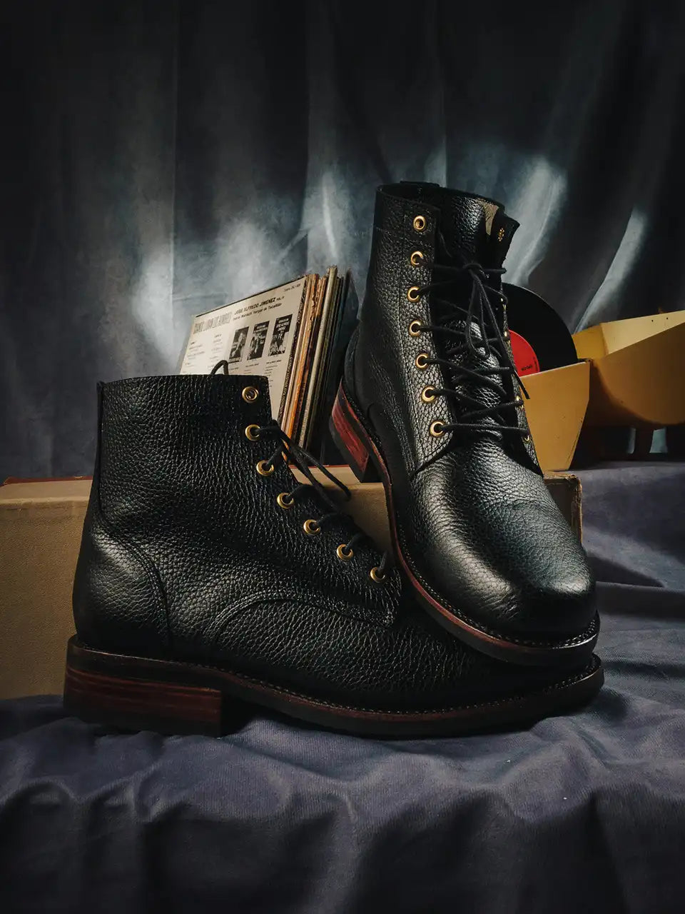 Botas Hasta La Muerte black pebble leather lace up boots with Goodyear welt handcrafted in León Mexico.