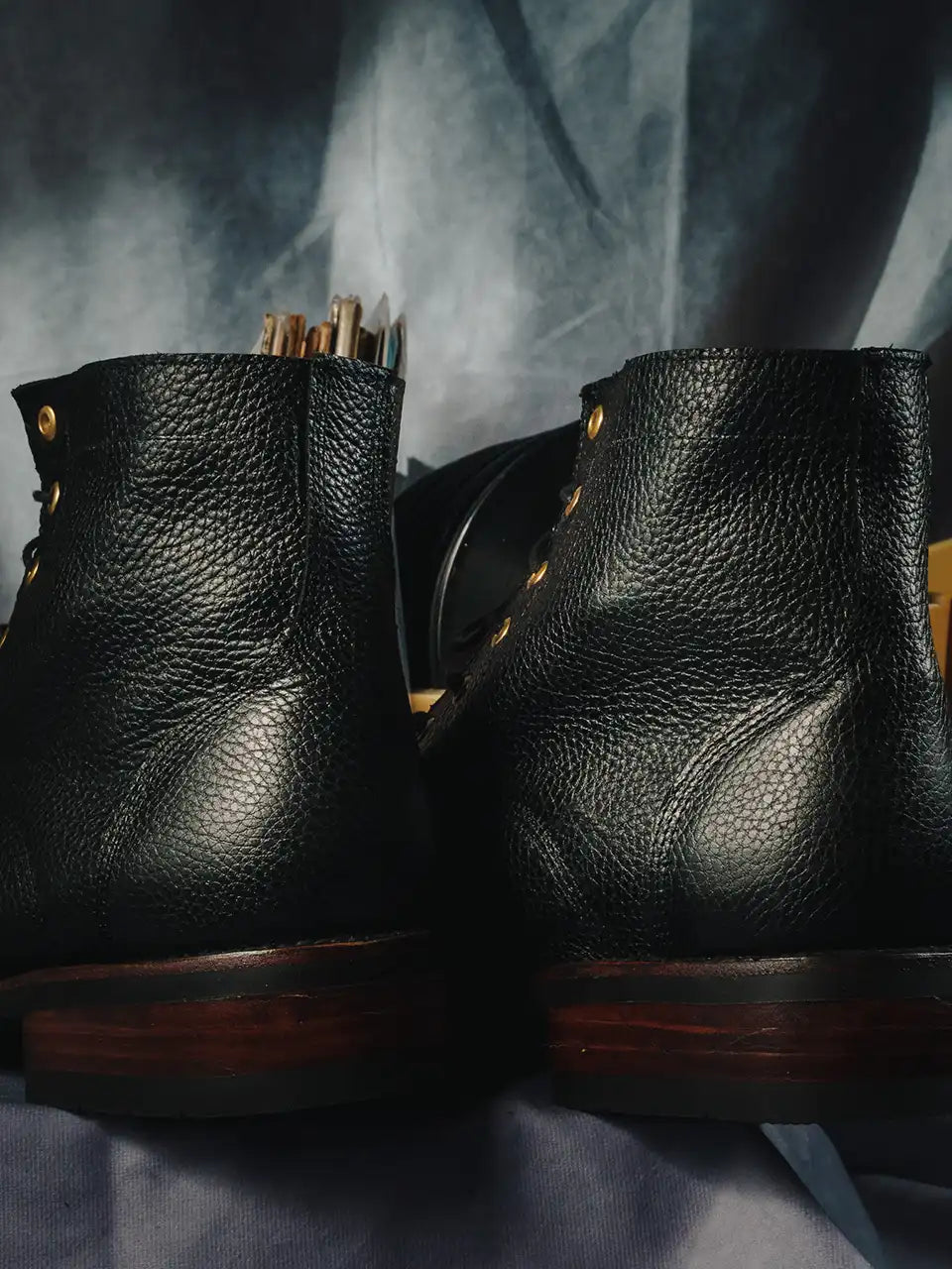 Botas Hasta La Muerte black pebble leather lace up boots with Goodyear welt handcrafted in León Mexico.