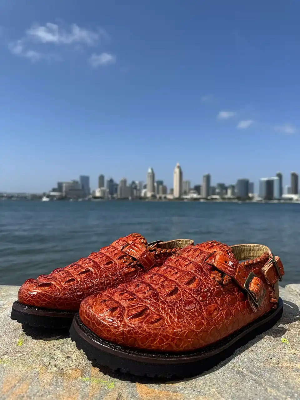 Cognac Crocodile Clogs orange red botas hasta la muerte