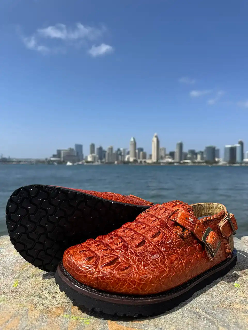 Cognac Crocodile Clogs orange red botas hasta la muerte