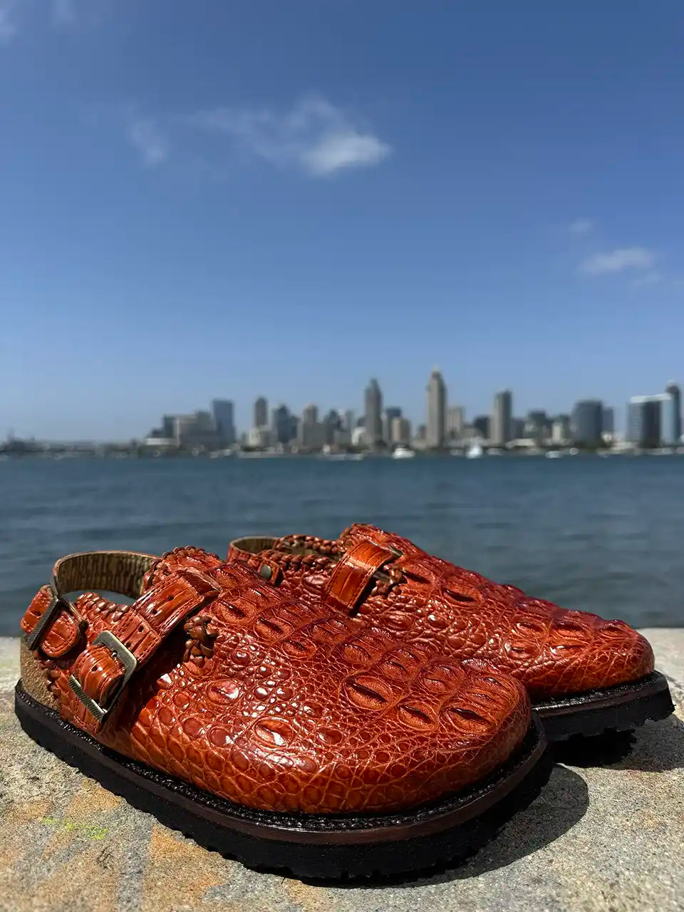 Cognac Crocodile Clogs orange red botas hasta la muerte