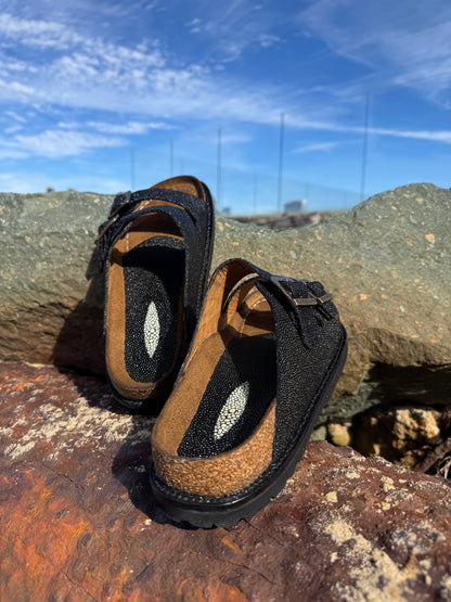 Black Pearl Stingray Huaraches