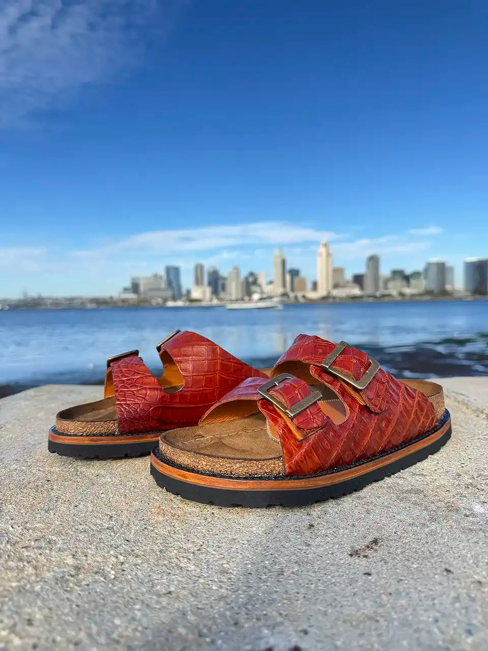 Botas Hasta La Muerte alligator leather huaraches with cork footbed and Vibram sole handcrafted in León Mexico.