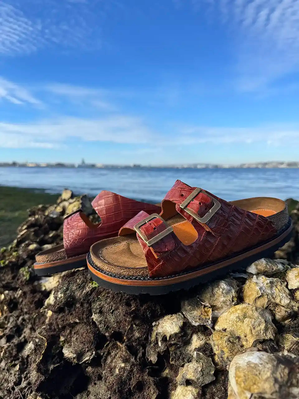 Botas Hasta La Muerte alligator leather huaraches with cork footbed and Vibram sole handcrafted in León Mexico.