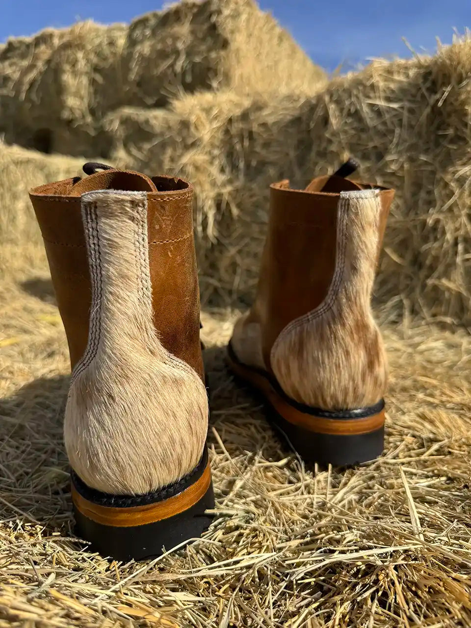 Botas Hasta La Muerte cowhide leather lace up boots with Goodyear welt and lug soles handcrafted in León Mexico.