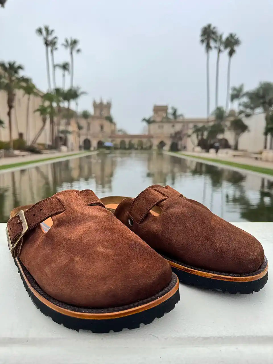 Botas Hasta La Muerte brown roughout cowhide clogs with cork footbed and Vibram sole handcrafted in León Mexico.