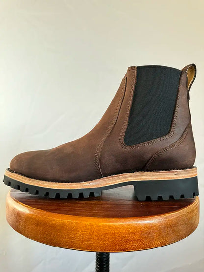 Botas Hasta La Muerte top grain leather Chelsea boots with Goodyear welt and lug soles handcrafted in León Mexico.
