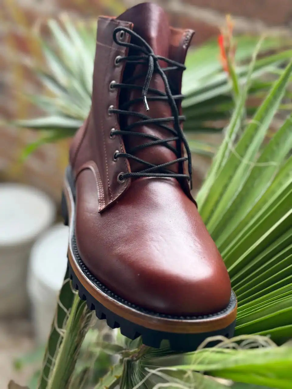 Botas Hasta La Muerte chrome tanned leather lace up boots with Goodyear welt handcrafted in León Mexico.